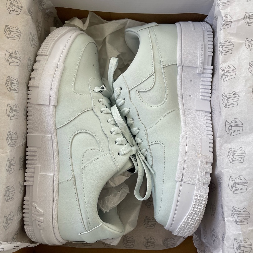 Nike AF1 Pixel Aqua